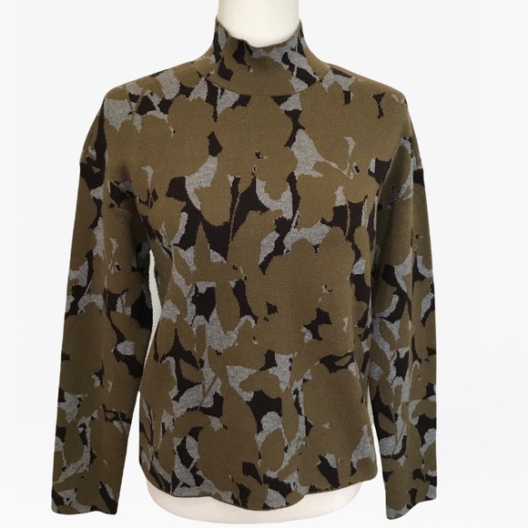 Anthropologie Camo Print Women’s Turtleneck Sweater XS/S - Picture 8 of 13